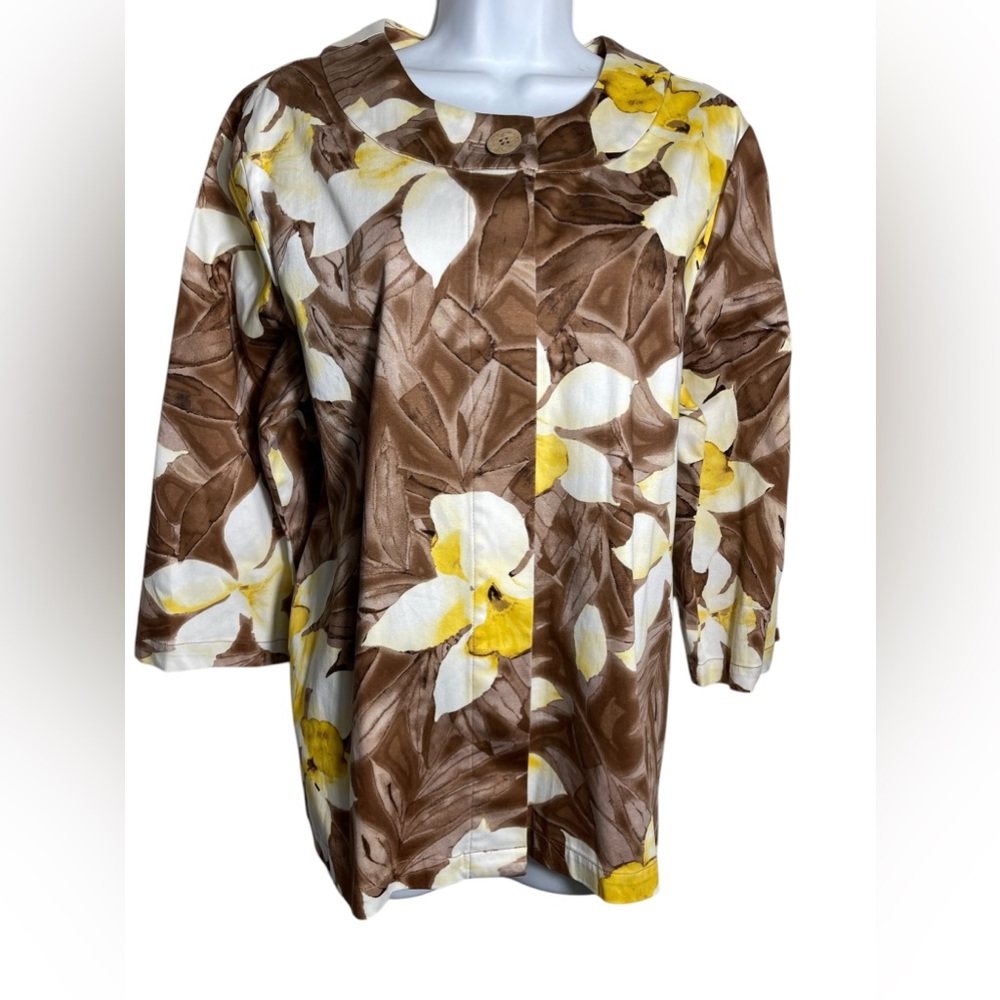Chico’s blazer size XL (size 16) brown & yellow floral blazer stretch jacket 🤎💛